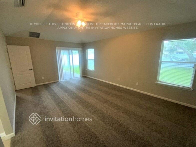 Building Photo - 3675 Blue Wing Ct