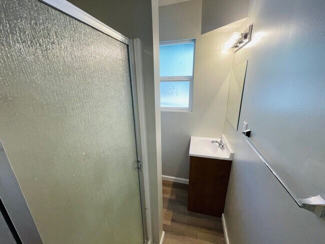 Building Photo - Studio apartment for RENT in South Lake Tahoe