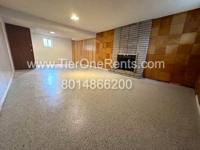 Building Photo - NO DEPOSIT option available for qualified renters!