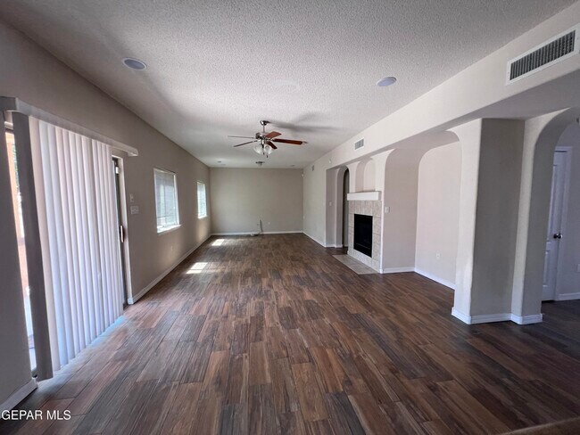 Building Photo - 12688 Tierra Alexis Dr