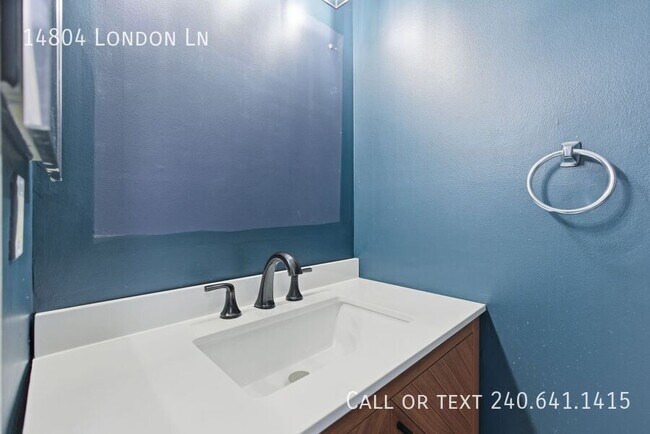 Building Photo - 14804 London Ln