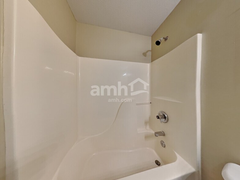 Building Photo - 7576 Gold Coin Dr