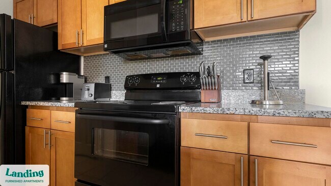 Building Photo - 1505 Fort Clarke Blvd