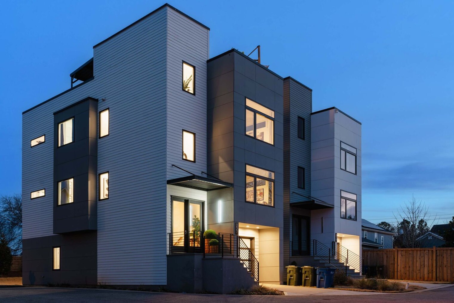 Building Photo - 227 Woodsborough Pl