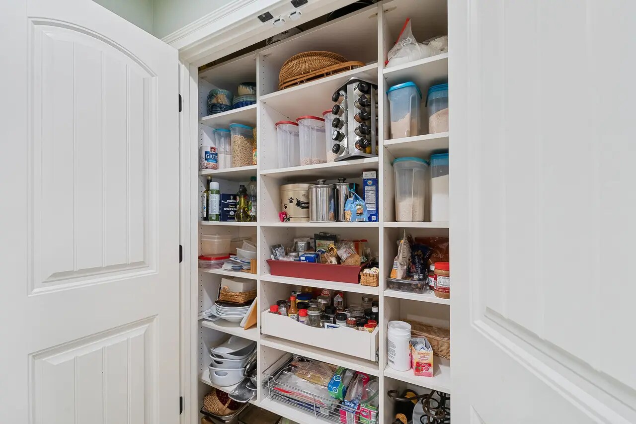 Building Photo - 1808 Trellis Ln