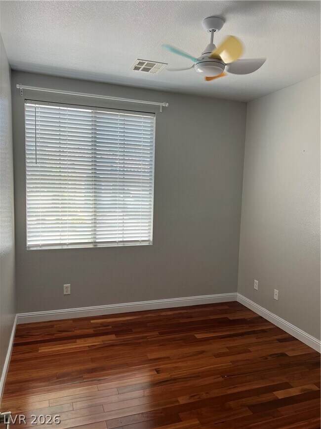 Building Photo - 9224 Longhorn Falls Ct