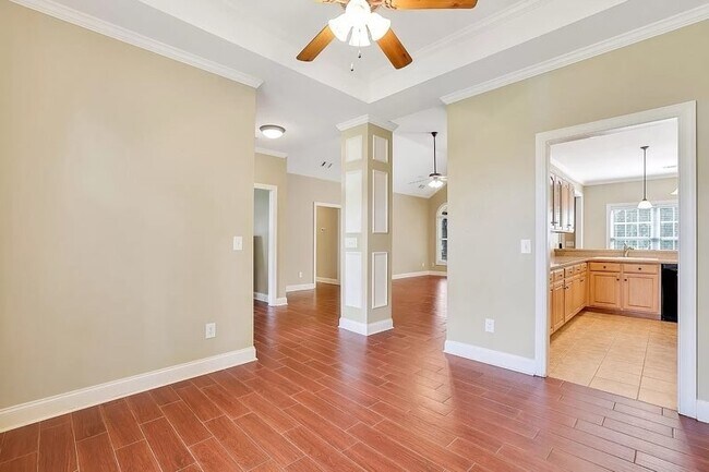 Building Photo - 614 Greene Dr