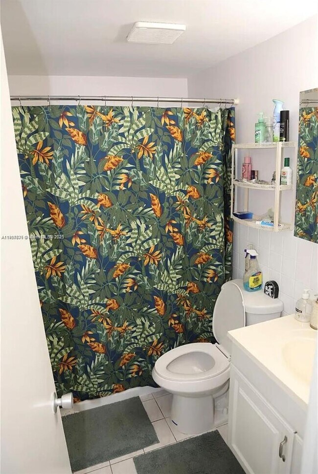 Building Photo - 815 SW 10th Terrace