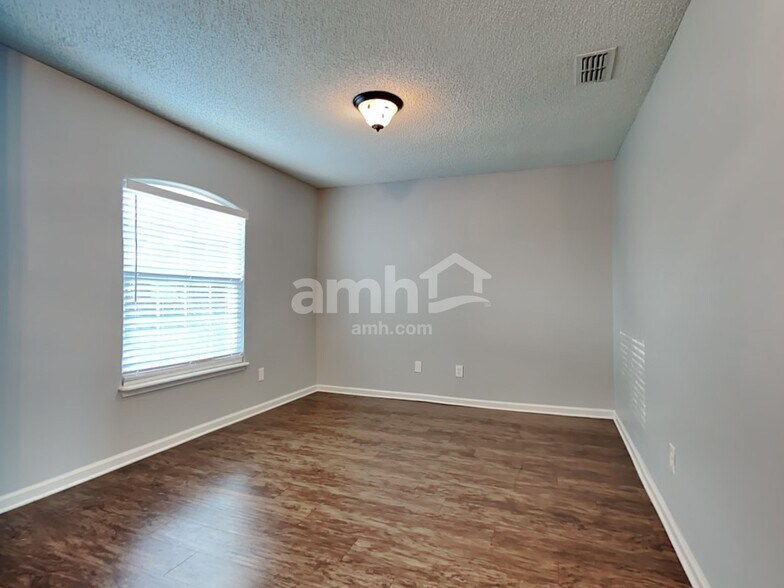Building Photo - 3280 Fox Squirrel Dr