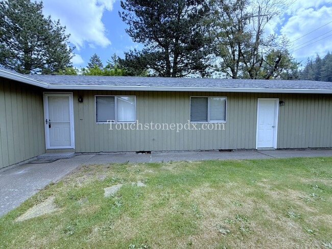Building Photo - 2024-DIVIS