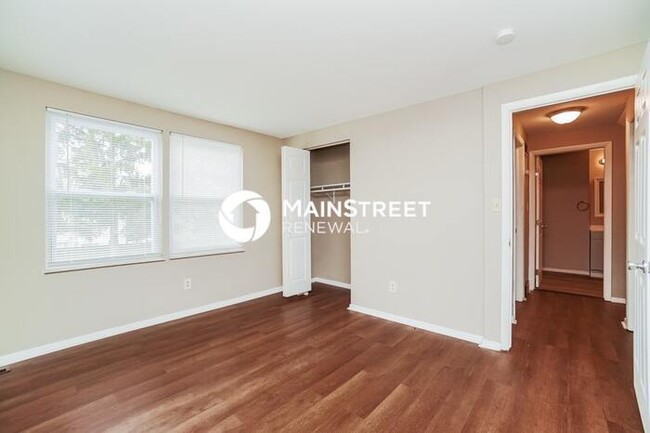 Building Photo - 2959 Olivette Rd