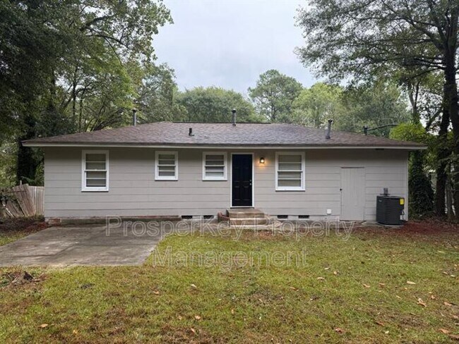 Building Photo - 3127 Latona Dr SW