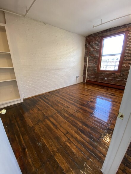 Building Photo - 791 Tremont St