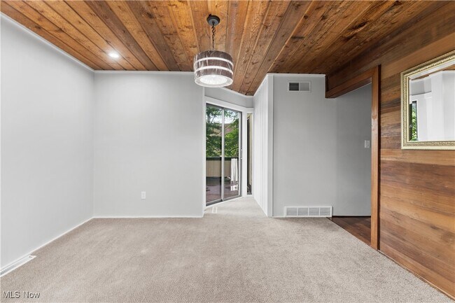 Building Photo - 28007 Sites Rd