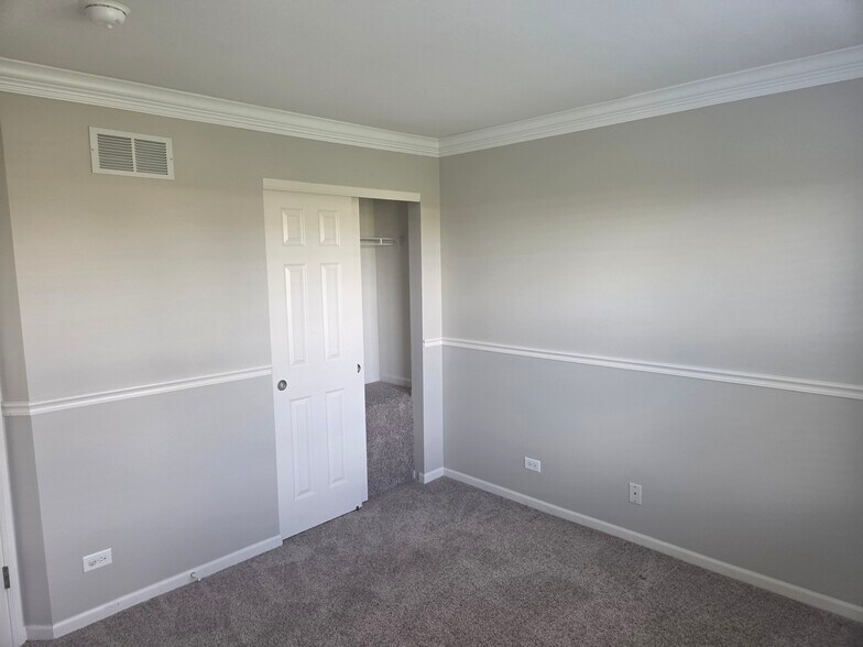 Building Photo - 3419 Bradbury Cir