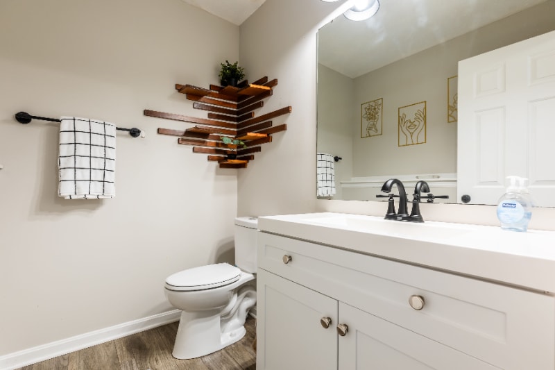 Building Photo - 868 Virginiabradford Ct