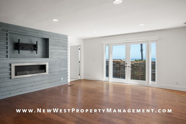 Building Photo - Exquisite Pacific Beach 4 bedroom located on a quiet cul-de-sac in the coveted Floral Terrace com...