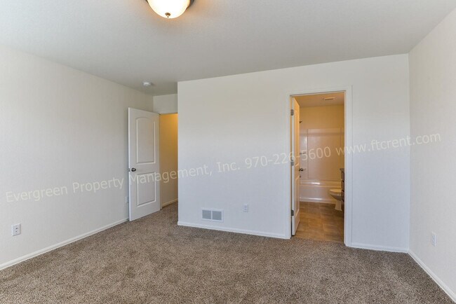 Building Photo - 1513 First Light Dr