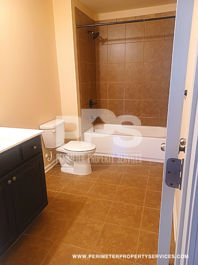 Building Photo - Dream house!! Come see it today!!