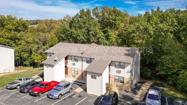 Building Photo - 790 Country Aire Ct