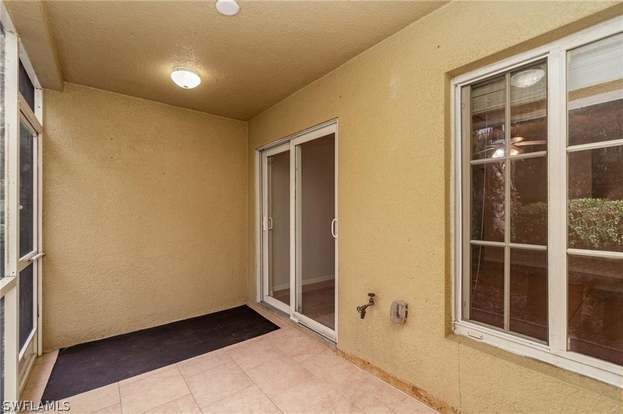 Building Photo - 9430 Ivy Brook Run