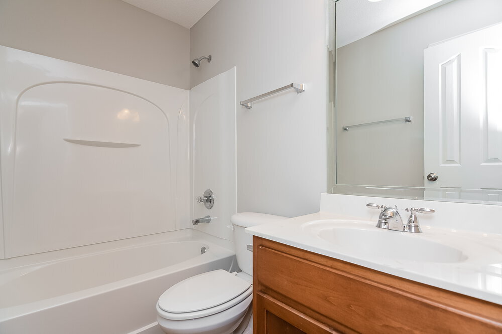 Building Photo - 4190 Louden Dr