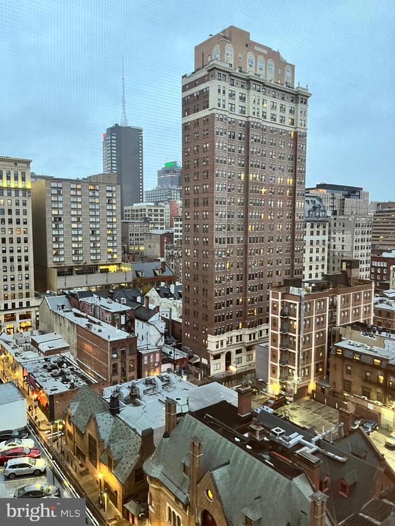 Building Photo - 1324 Locust St