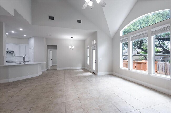 Building Photo - 2613 Corabella Pl