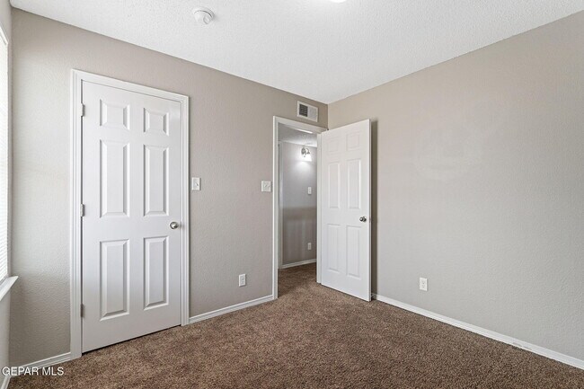 Building Photo - 14186 Rattler Point Dr