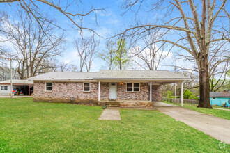 Building Photo - 3 Bedroom Home in Benton, AR