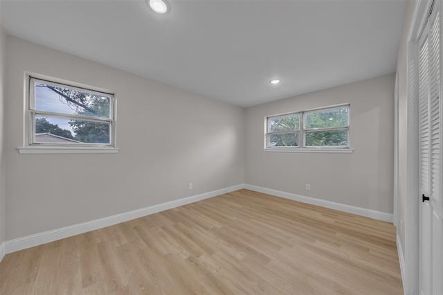 Building Photo - 217 Palomino Dr