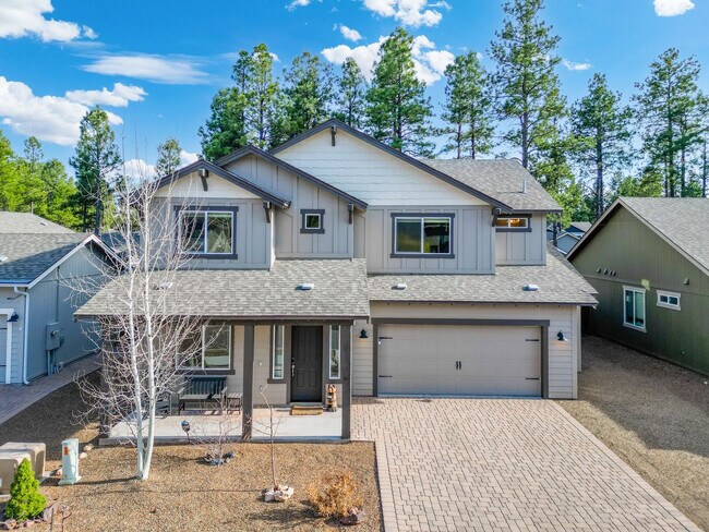 Building Photo - 2841 W Alamo Dr