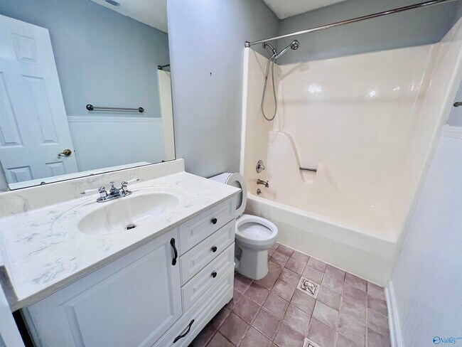 Building Photo - 116 Bibb Dr