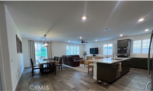 Building Photo - 16746 Mistletoe Ln