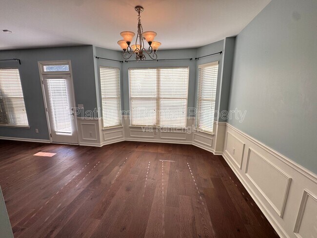 Building Photo - 211 Creek Side Pass