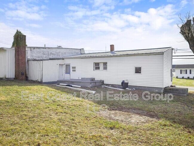 Building Photo - 528 Hack Wilson Way