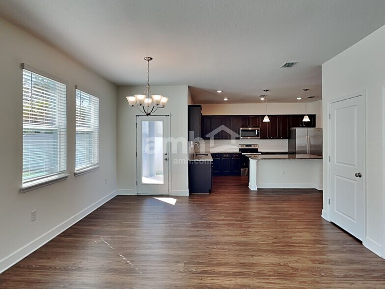 Building Photo - 4423 Reisswood Loop
