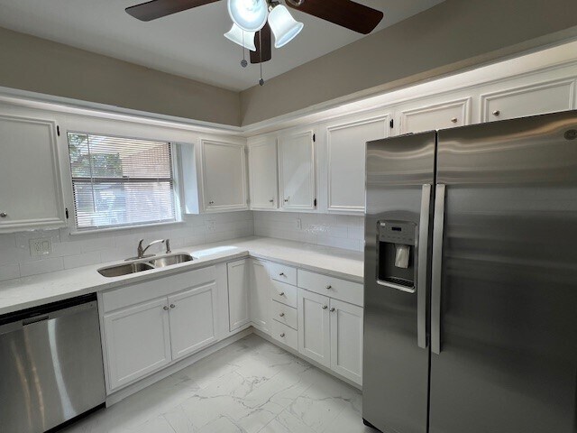 Building Photo - 18734 Wood Glen Ln