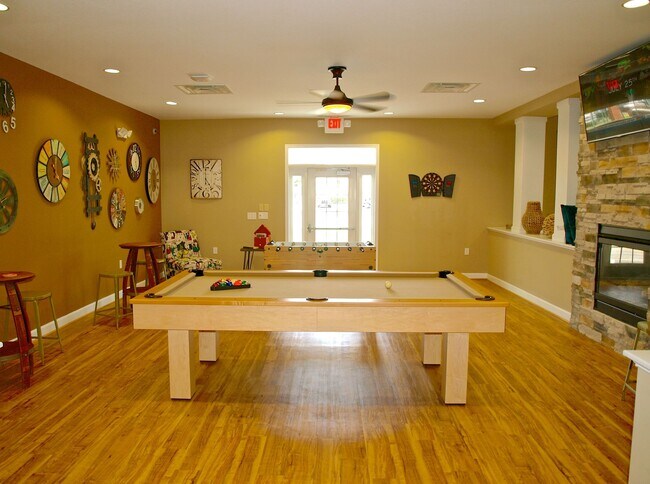 Building Photo - B3 | 2 Bed 2 Bath | 1244 sf | $1920 - $2207 | 6 to 15 month lease terms