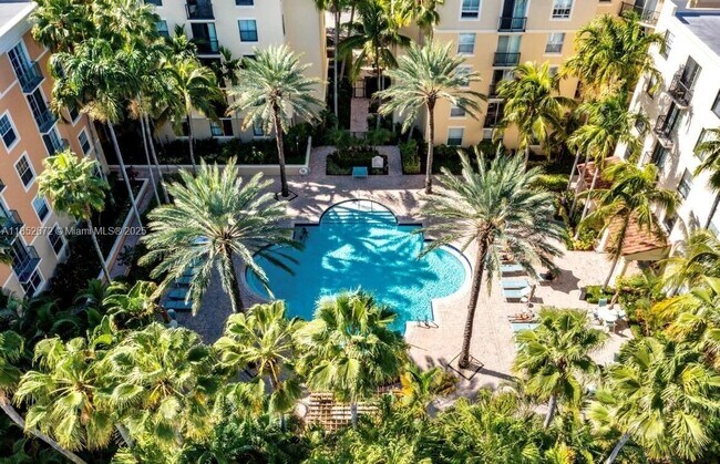 Building Photo - 780 S Sapodilla Ave
