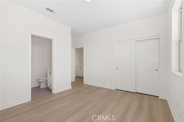 Building Photo - 306 Chorus