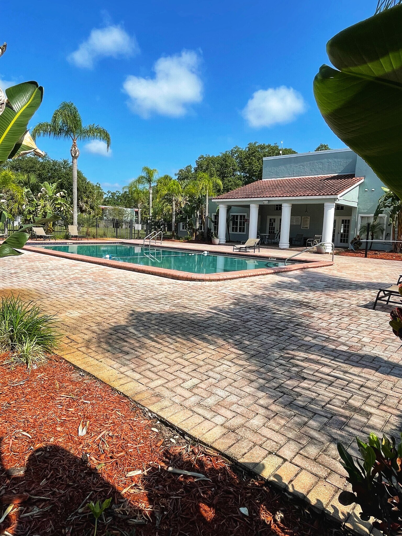 Building Photo - 2846 Somerset Park Dr