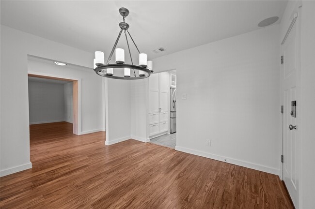 Building Photo - 4702 Bayou Vista Dr