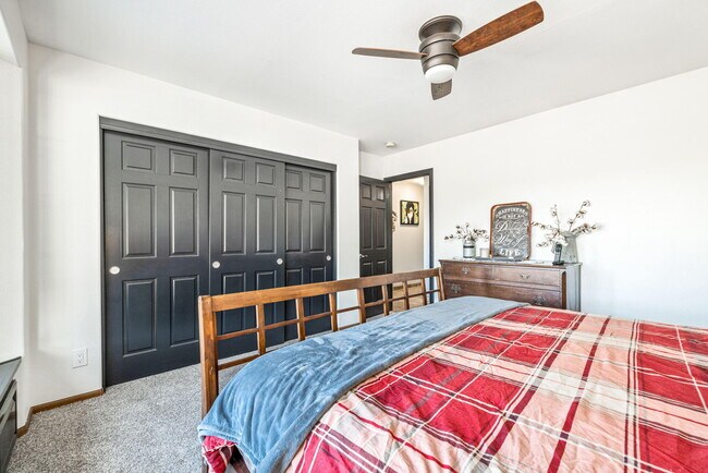 Building Photo - 51025 Burns Canyon Rd