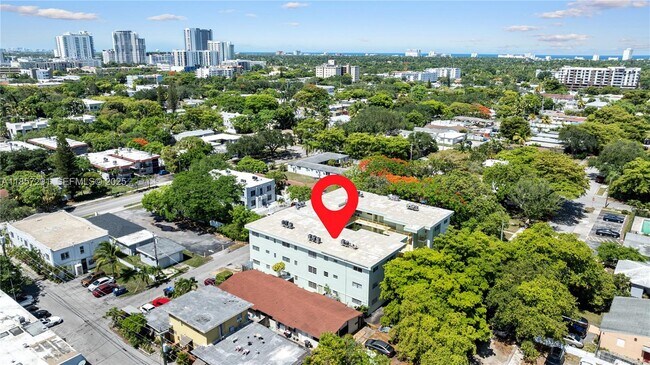 Building Photo - 2031 Dewey St