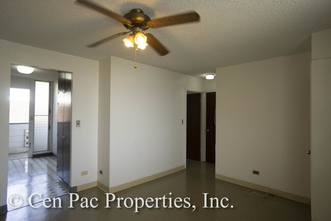 Building Photo - 1715 Anapuni St