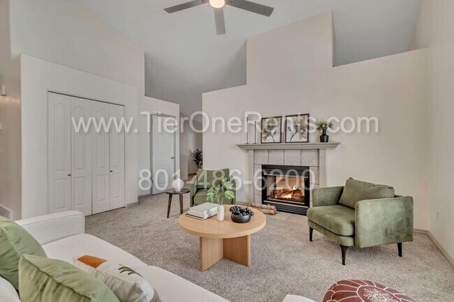 Building Photo - This property offers a NO DEPOSIT option available wit Obligo!