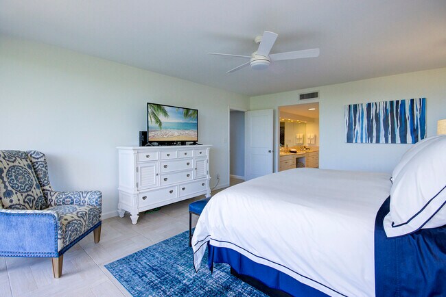 Building Photo - 120 S Ocean Blvd