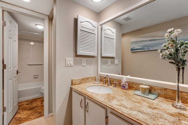 Building Photo - ** PARK SHORE ** 2 BED / 2 BATH - CONDO - 55+ COMMUNITY - SEASONAL OR SHORT TERM RENTAL