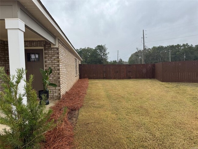 Building Photo - 424 Kohn Dr